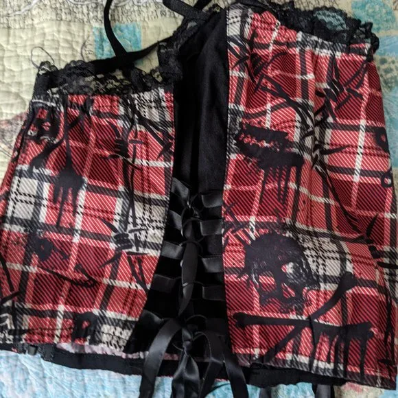 Crop top - Picture 2 of 5